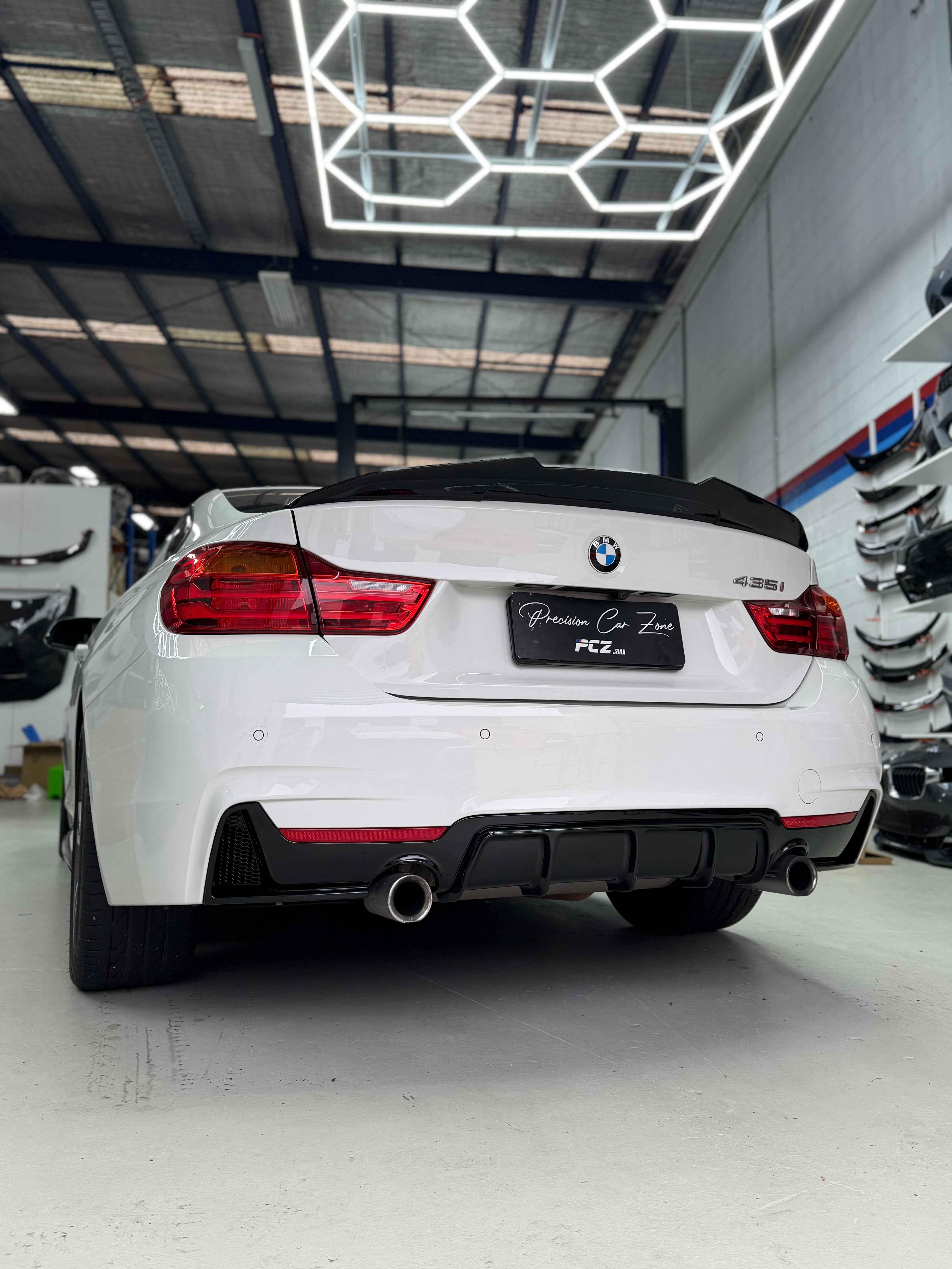 F32 F33 F36 M-Performance Diffuser (Single Dual Outlet) Glossy Black