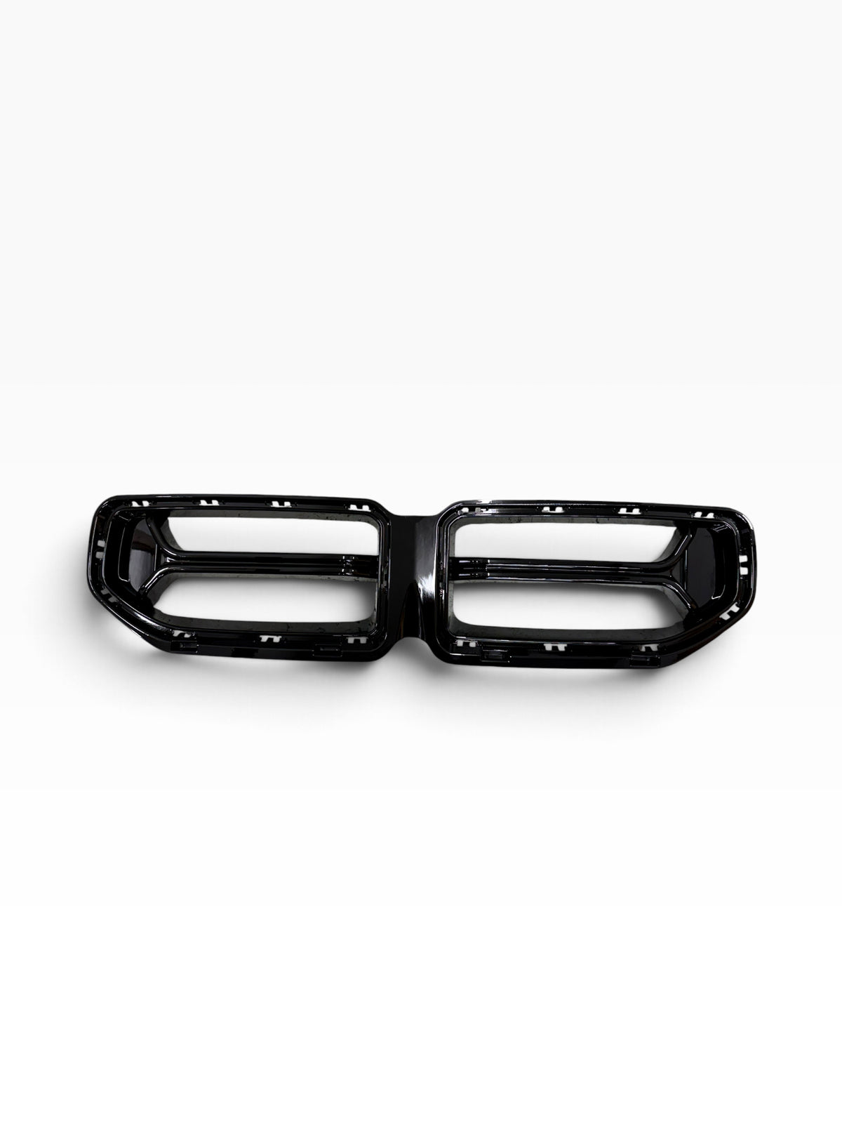 BMW G87 M2 V-Style Front Grille – Piano Gloss Black