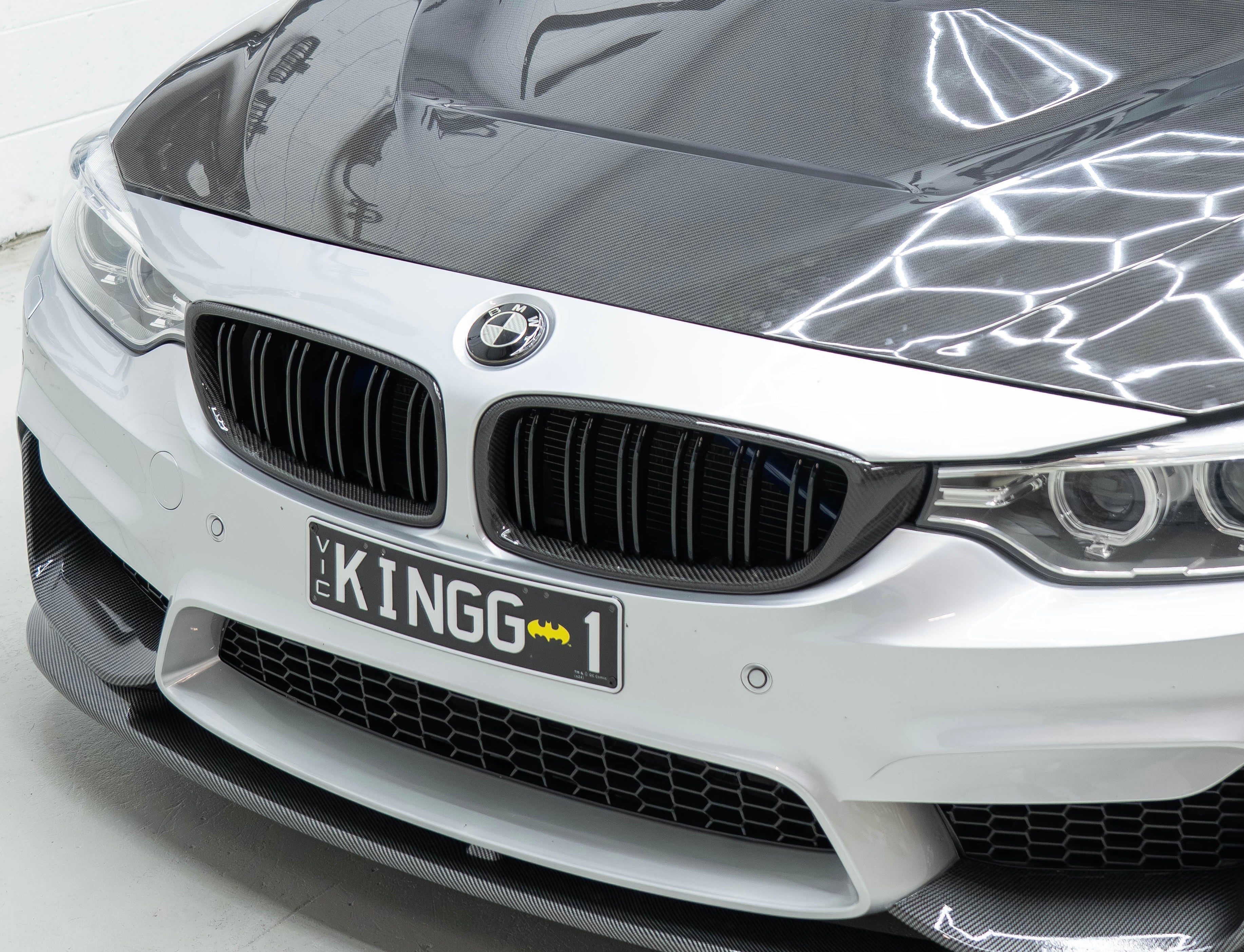 F80 M3/F82/F83 M4 / F32 F33 F37 M-Performance Dual Grill Dry Carbon