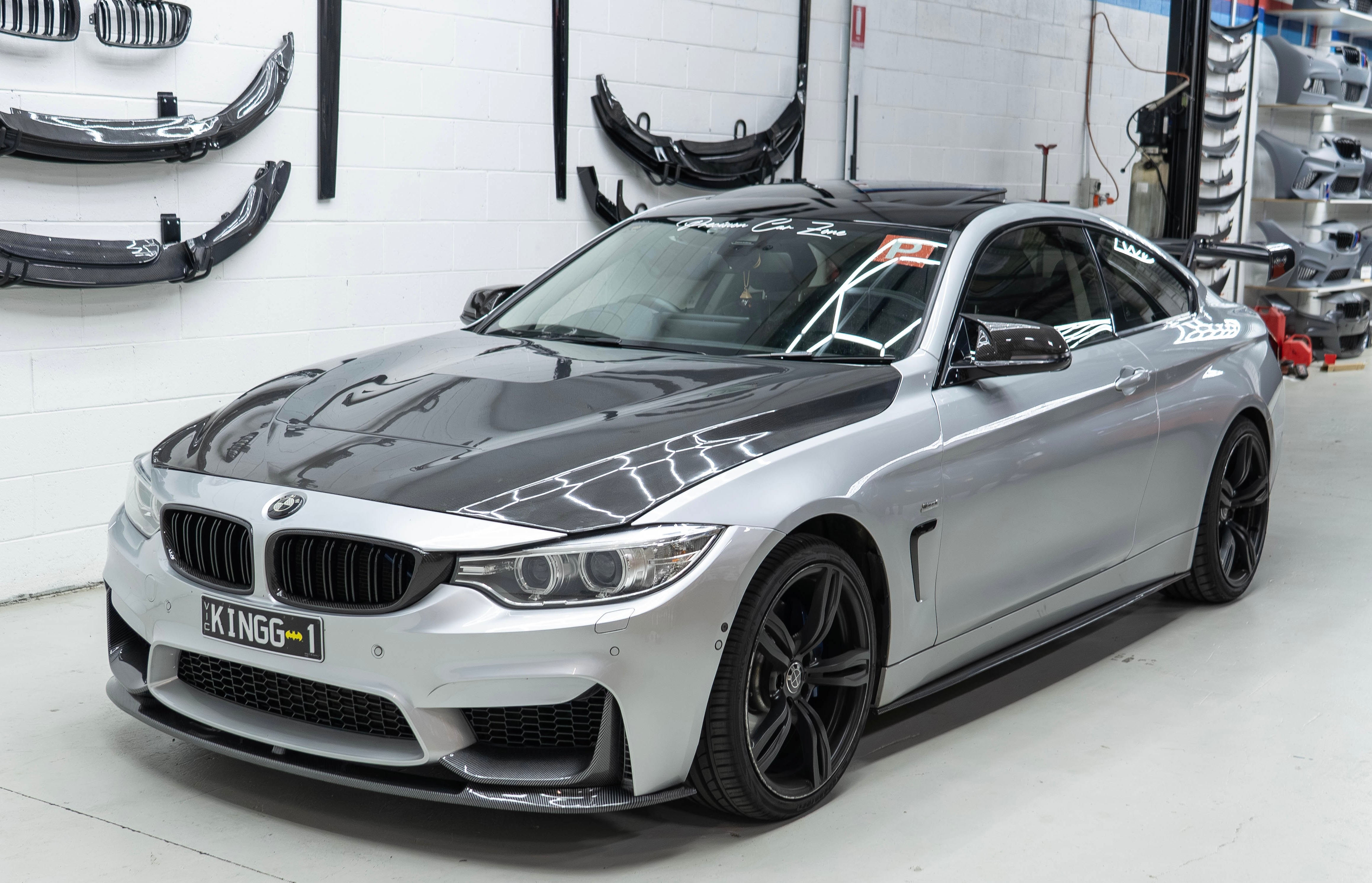 F30 GTS STYLE BONNET CARBON FIBER