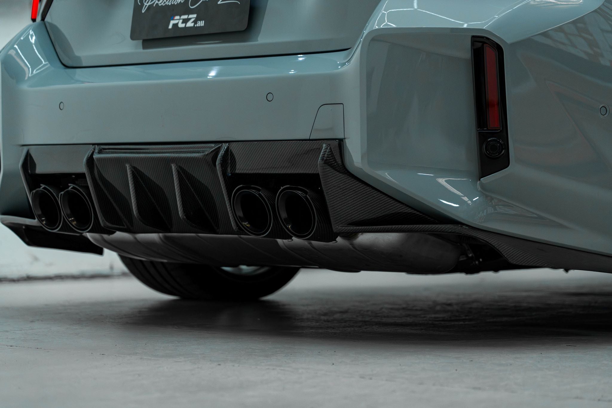 BMW G87 MHC-Performance Style Rear Diffuser — Pre-Preg Dry Carbon