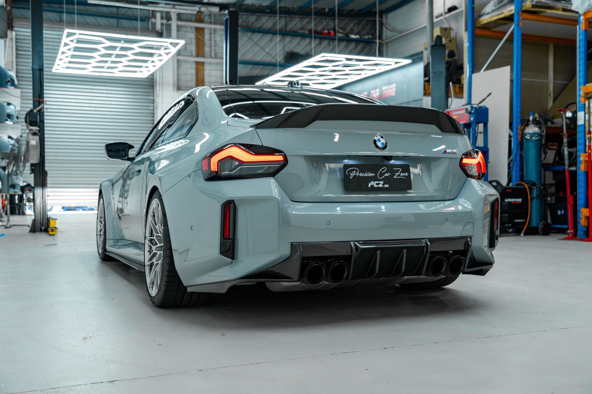 BMW G87 MHC-Performance Style Rear Diffuser — Pre-Preg Dry Carbon