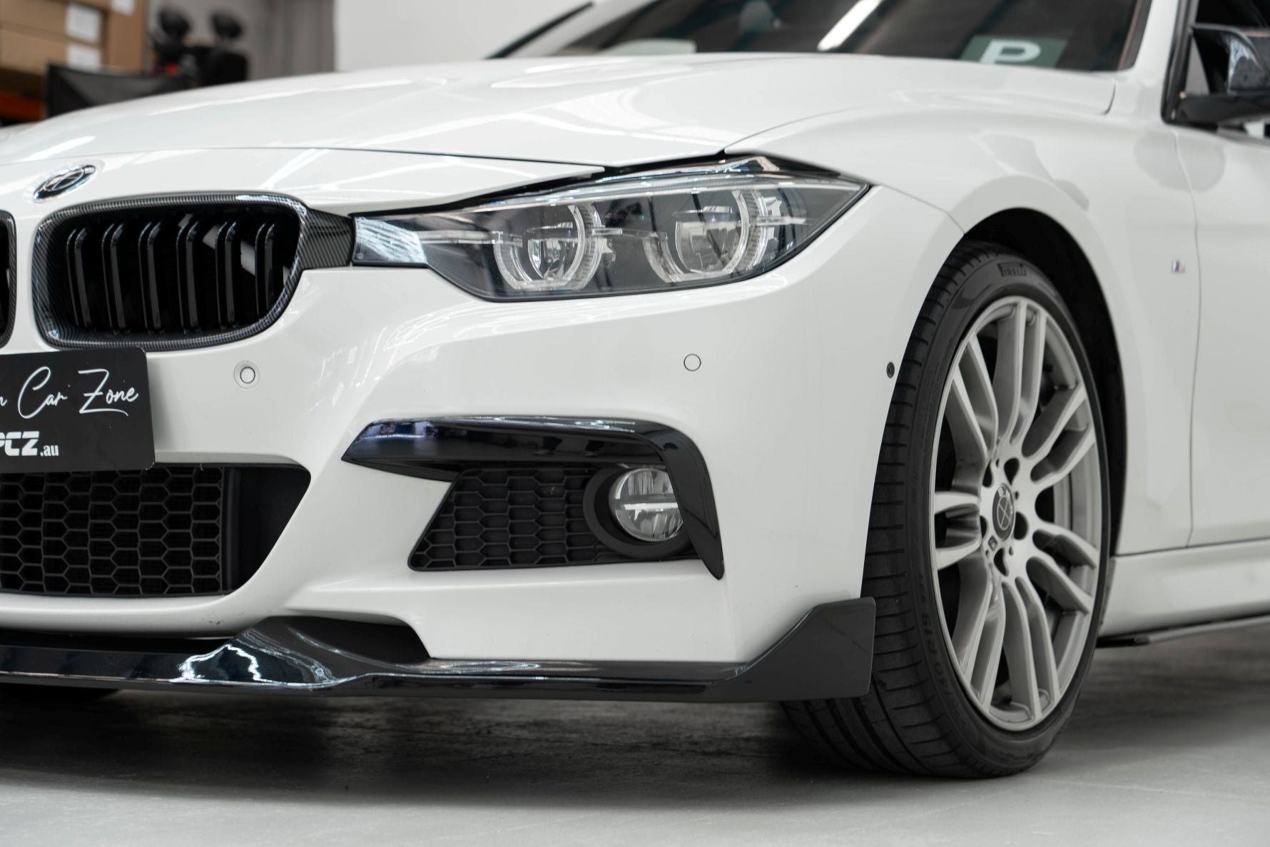BMW F30 M-Tech Front Bumper Fog Light Eyebrow Covers – Gloss Black