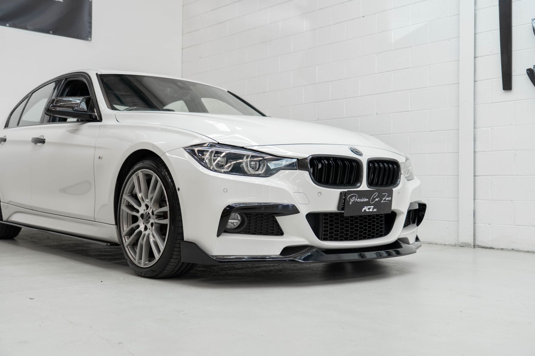 BMW F30 M-Tech Front Bumper Fog Light Eyebrow Covers – Gloss Black