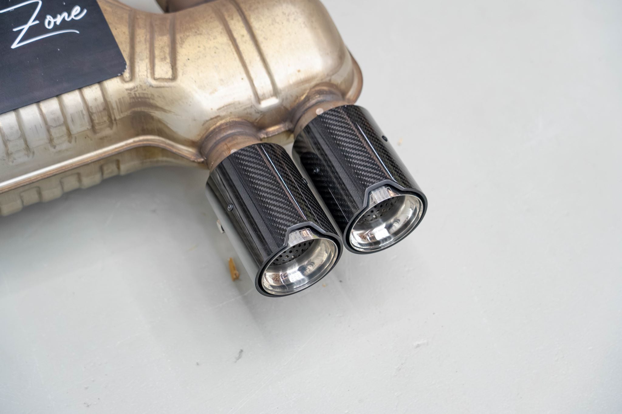 BMW M2 / M3 / M4 Carbon Fiber/ Silver Exhaust Tips with Inner Mesh