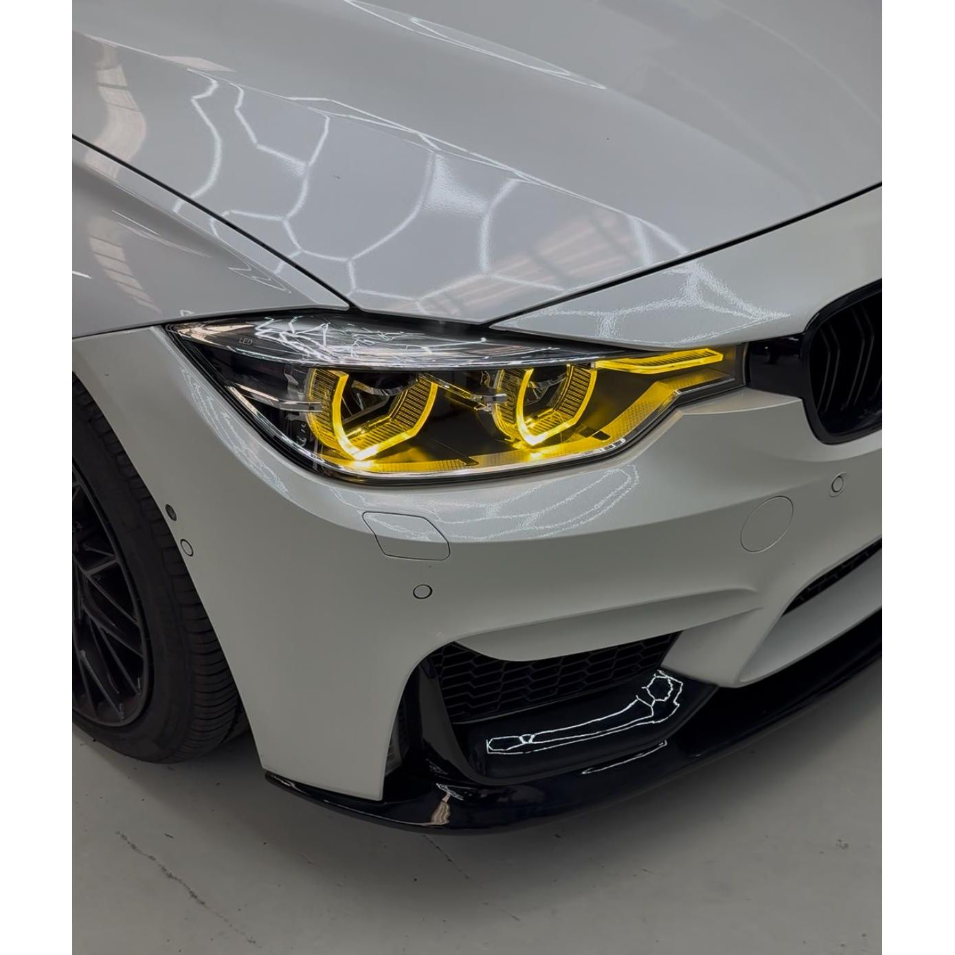 Dual Color DRL with Start-Up Animation for BMW 3 Series F30 / F31 / F35 (2016-2019)