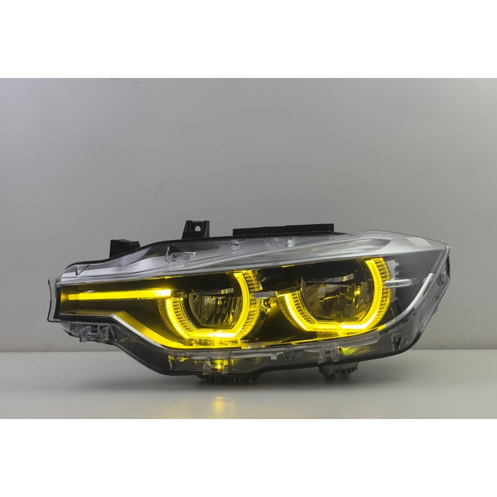 IKON LCI Headlight Upgrade – BMW F30 Pre-LCI (2012–2015) Dual-Colour White/Yellow Halogen