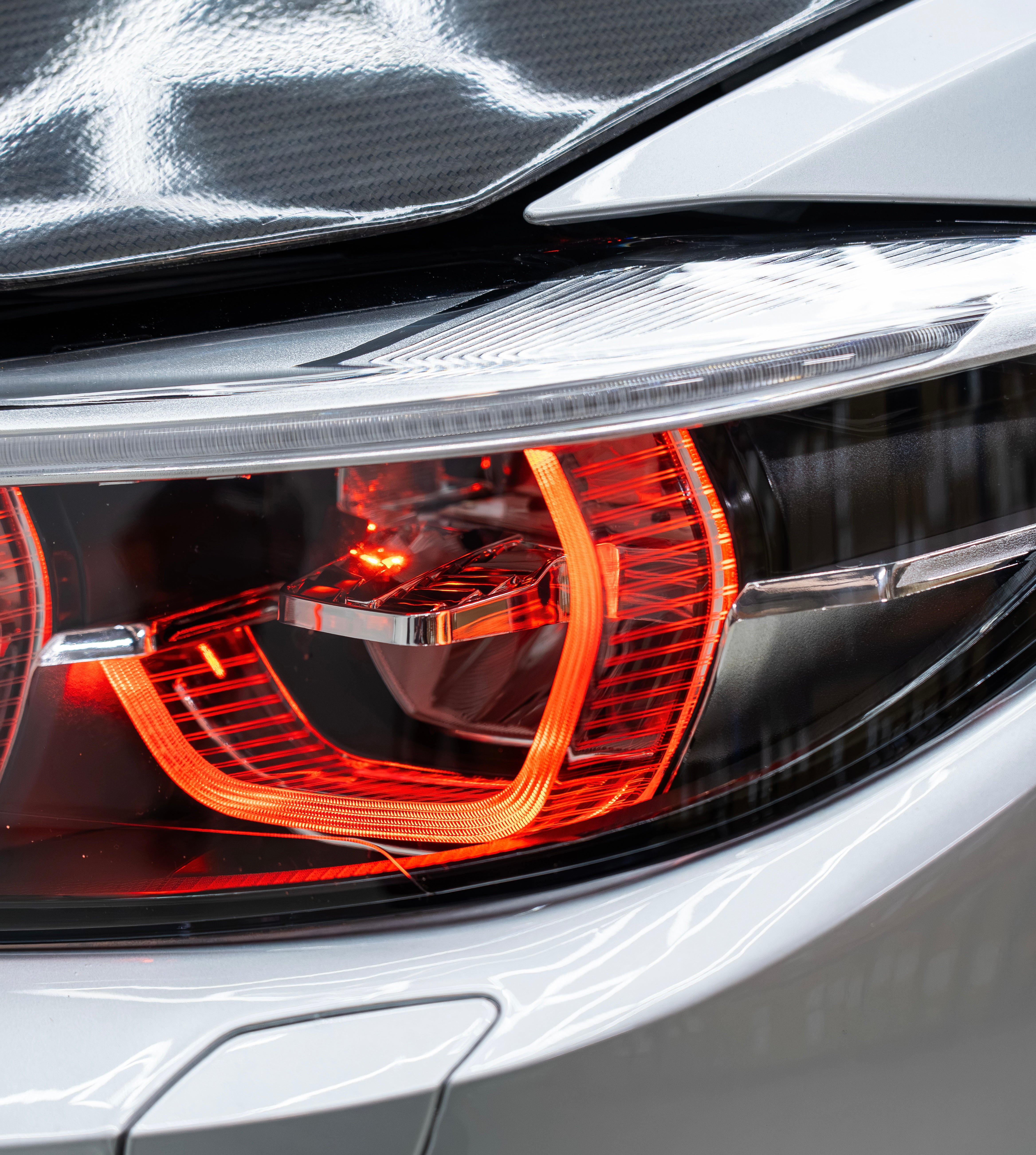 M4/M3 IKON LCI Triple-White/Yellow/Red V2 LED Headlights – Ultimate Plug & Play Upgrade for F32/F36 & F80/F82
