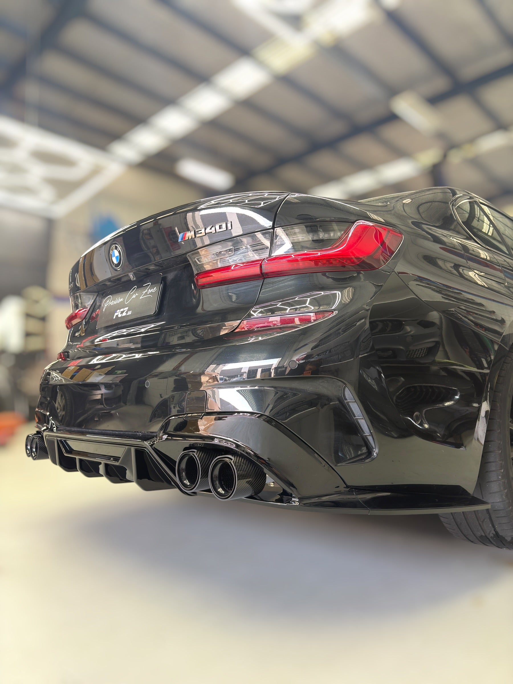 G20 COMPETITION-STYLE DIFFUSER FOR M-TECH GLOSSY BLACK