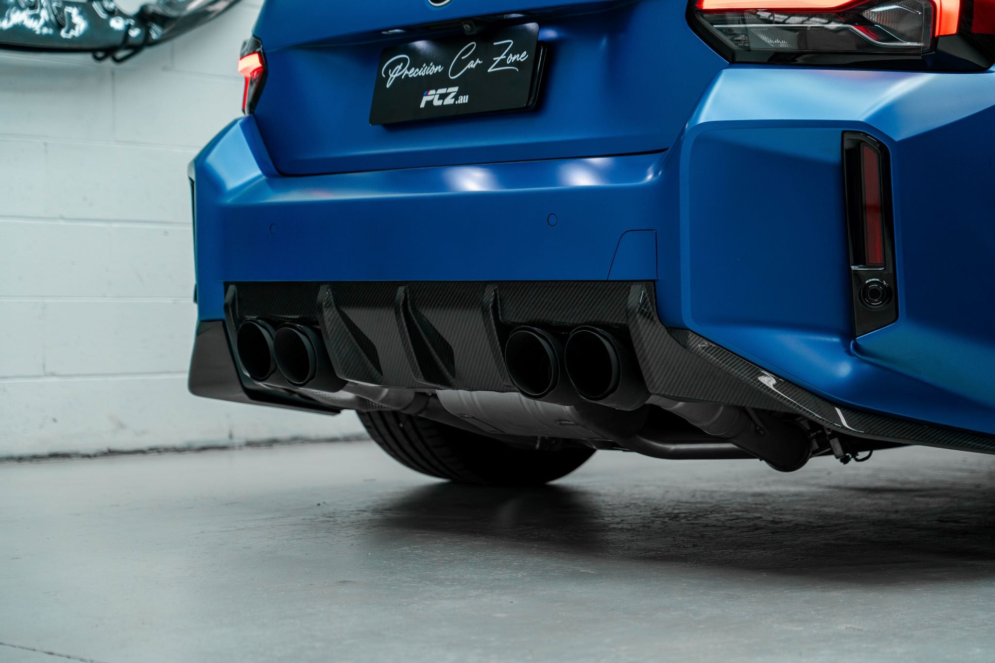 BMW G87 M-Performance Style Rear Diffuser — Pre-Preg Dry Carbon