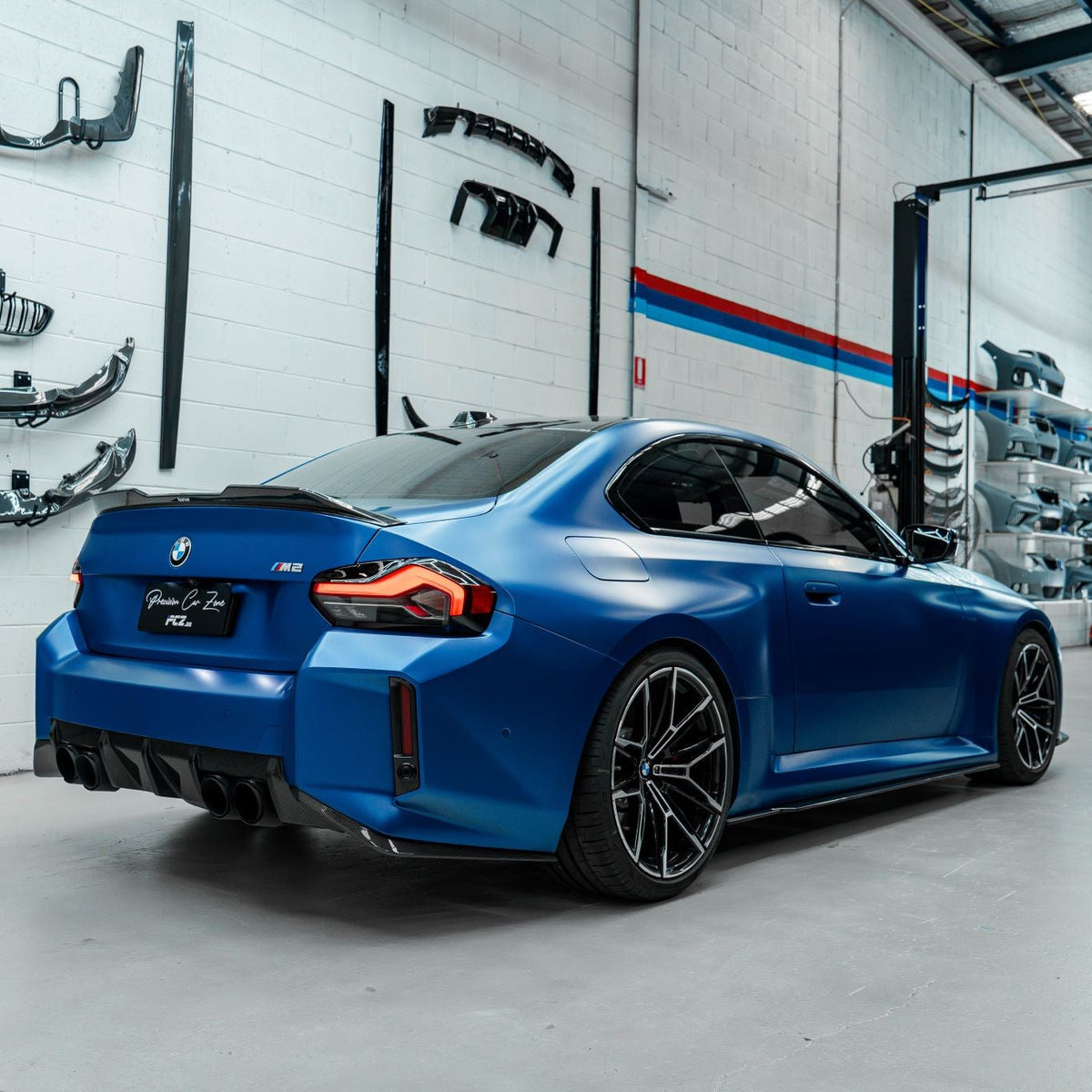BMW G87 M2 MHC Carbon Aero Kit - MHC-Type carbon side skirts