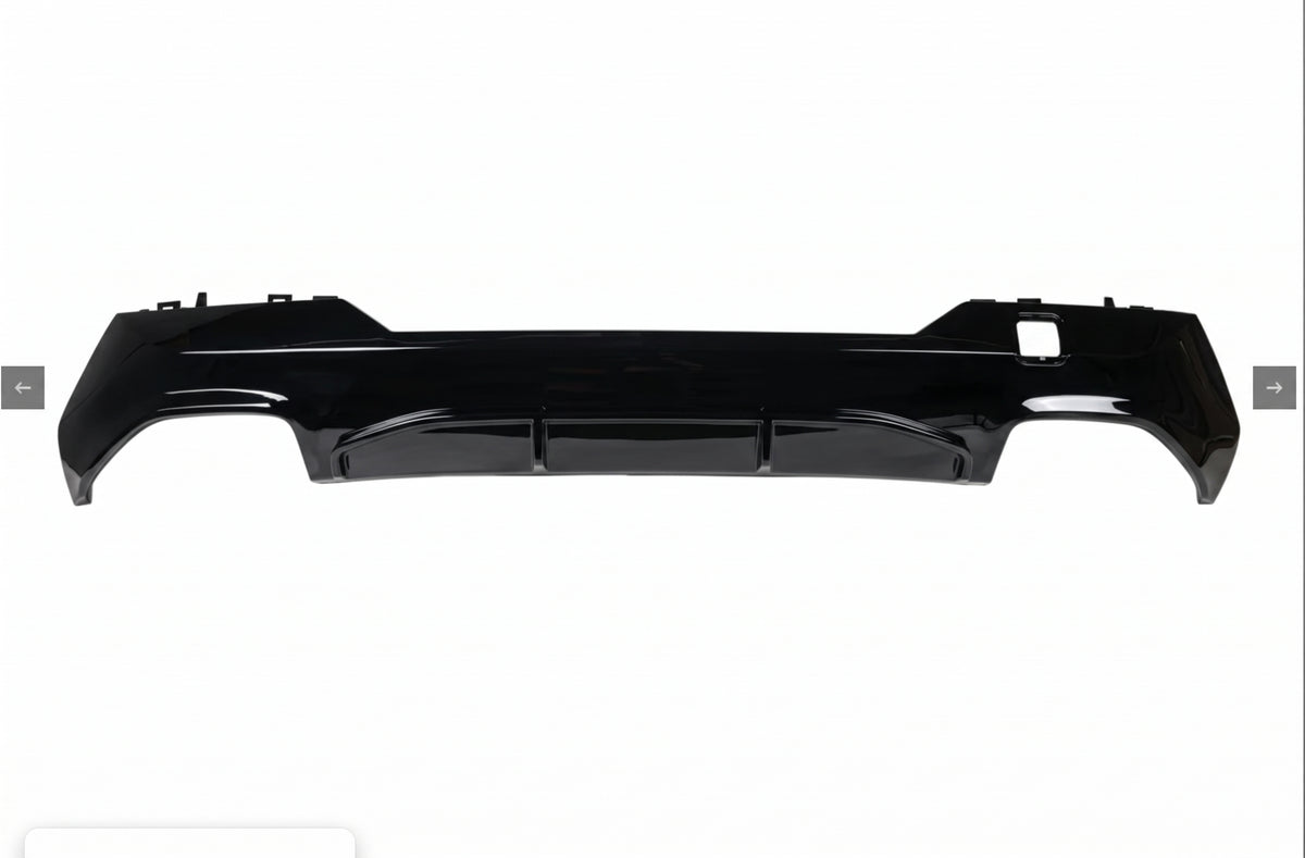 M440i Style Gloss Black Rear Bumper Diffuser for BMW 4 Series G22 G23 M Sport (2020–2024 Pre-LCI)
