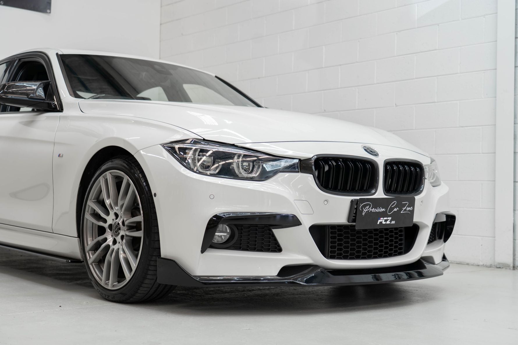 BMW F30 M-Tech Front Bumper Fog Light Eyebrow Covers – Gloss Black
