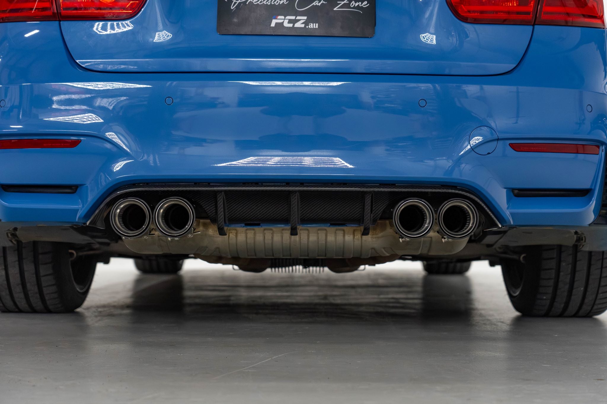 BMW M2 / M3 / M4 Carbon Fiber/ Silver Exhaust Tips with Inner Mesh