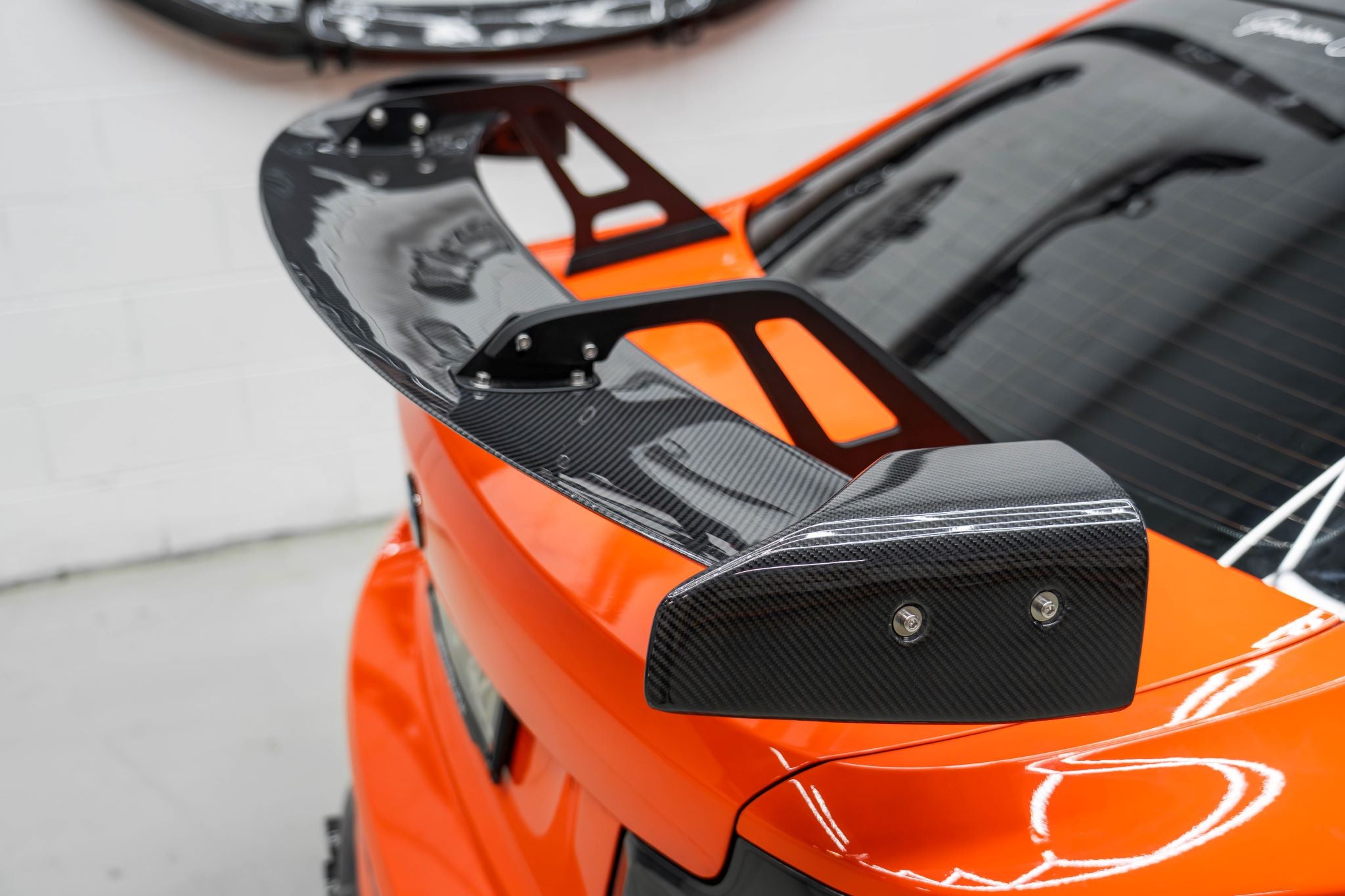 AD Swan Neck GT-Style Rear Spoiler — Carbon Fiber