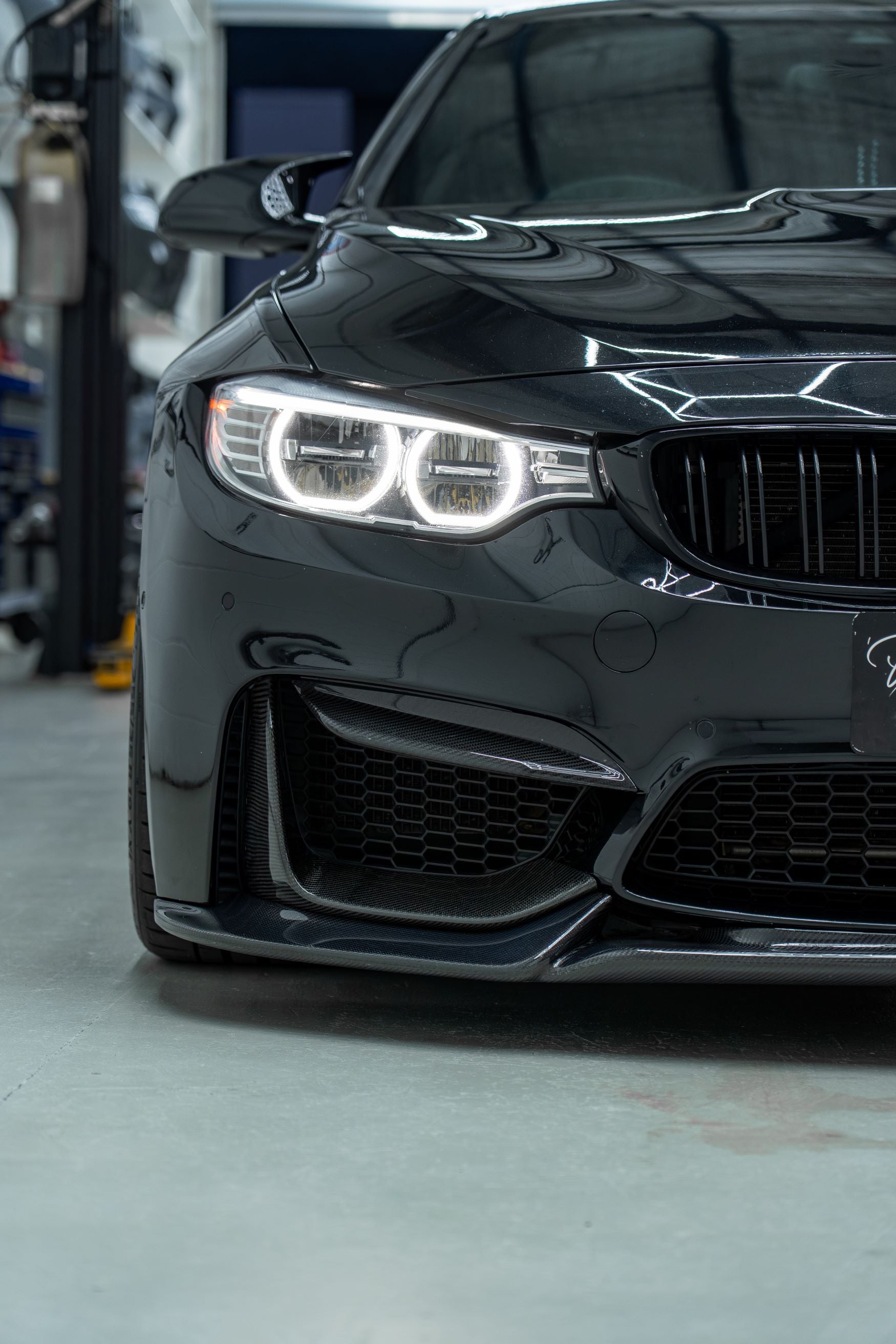 BMW F80 M3 / F82 F83 M4 M Performance Style Front Splitter – Pre-Preg Dry Carbon Fiber (2014–2020)