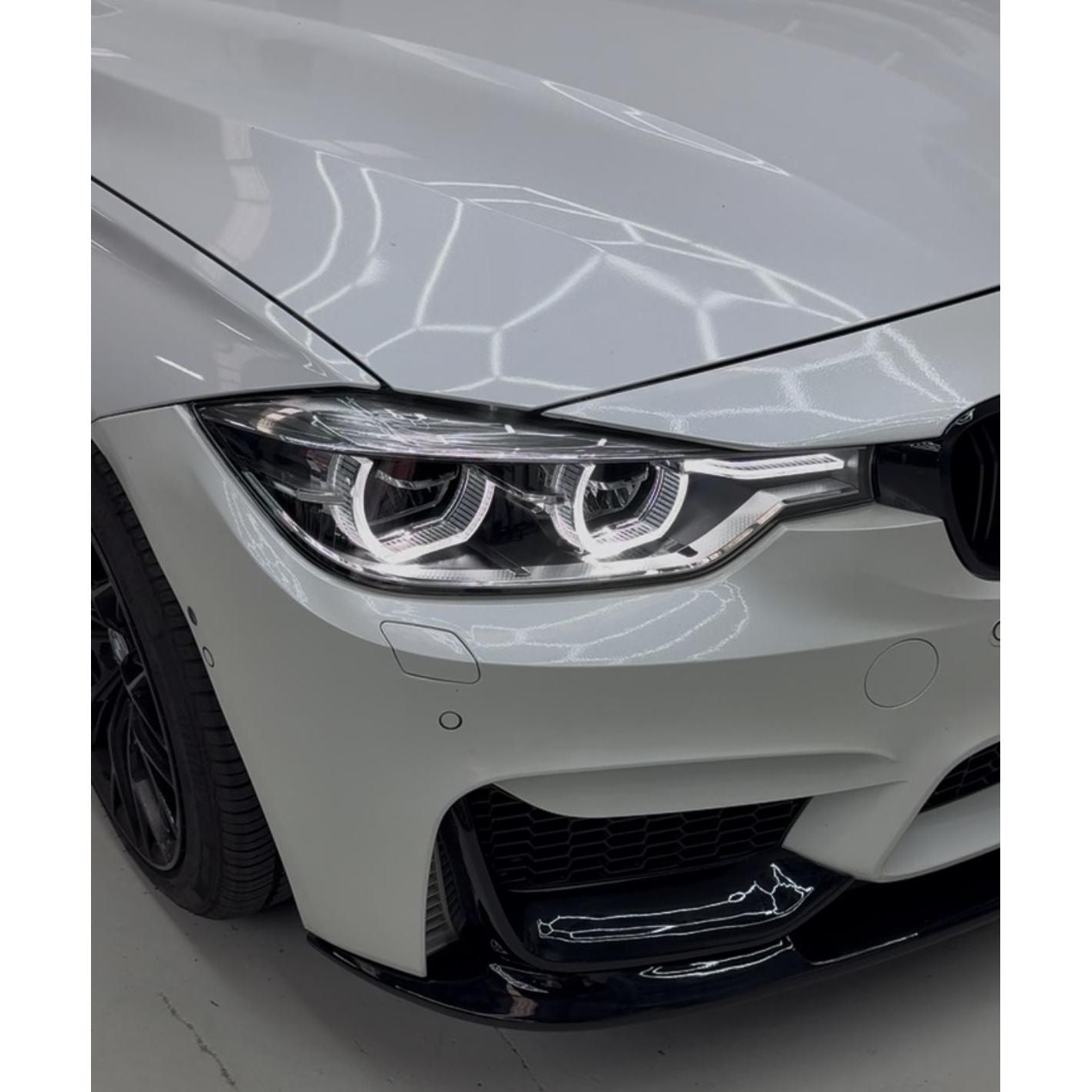 Dual Color DRL with Start-Up Animation for BMW 3 Series F30 / F31 / F35 (2016-2019)